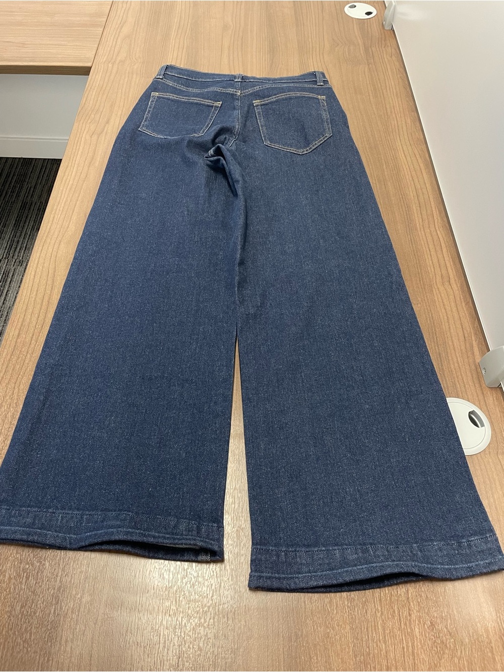 GAP High Rise Stride Wide-Leg Dark Blue Denim Jeans size 8 - Picture 10 of 10